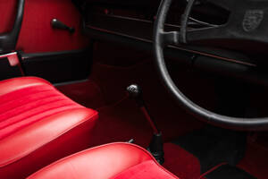 Image 64/78 of Porsche 911 2.0 E (1968)