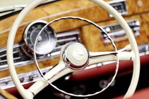 Bild 19/27 von Mercedes-Benz 300 b Cabriolet D (1955)