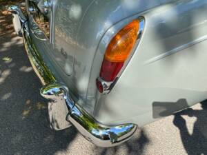 Image 44/50 de Bentley S 3 Continental Flying Spur (1963)
