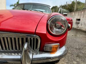 Immagine 62/66 di MG MGB (1977)
