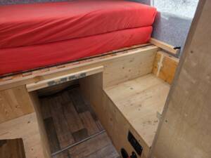 Image 27/38 de Mercedes-Benz Unimog U 1300 L (1986)