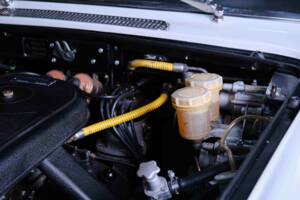 Image 36/36 of Ferrari 330 GT 2+2 (1964)