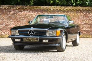 Image 17/50 de Mercedes-Benz 420 SL (1986)