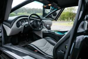 Image 25/43 of Lamborghini Diablo VT 6.0 (2000)