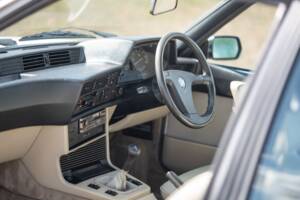 Bild 24/44 von BMW 628 CSi (1900)