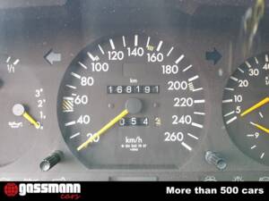 Image 11/15 de Mercedes-Benz E 200 (1995)