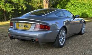 Image 15/50 de Aston Martin V12 Vanquish (2001)