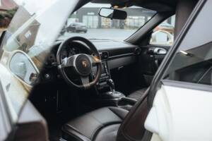 Afbeelding 25/53 van Porsche 911 Carrera S (2010)