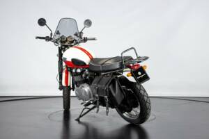 Image 2/50 of Triumph DUMMY (2014)