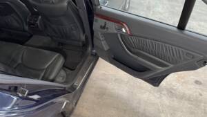 Bild 57/88 von Mercedes-Benz S 500 (2001)