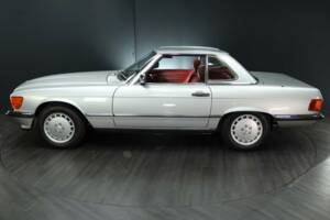 Immagine 3/30 di Mercedes-Benz 300 SL (1988)