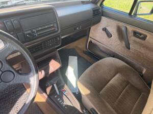 Image 18/32 of Volkswagen Golf Mk II 1.8 (1987)