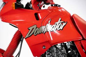 Image 23/50 de Honda NX 650 Dominator (1990)