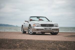 Immagine 10/42 di Mercedes-Benz SL 320 (1995)