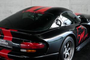 Image 39/50 of Dodge Viper GTS (2005)