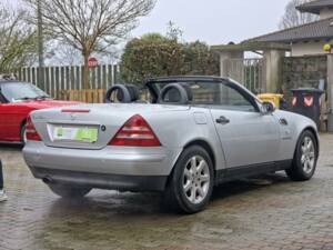 Bild 18/23 von Mercedes-Benz SLK 200 Kompressor (1998)