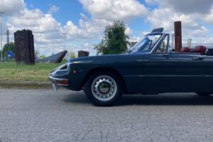 Immagine 3/9 di Alfa Romeo 1750 Spider (1970)