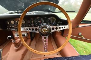 Image 37/50 de Jaguar Type E 4.2 (1965)