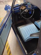 Image 59/83 of Autobianchi Bianchina Convertible (1965)