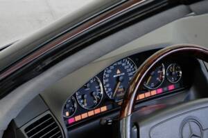 Bild 17/50 von Mercedes-Benz SL 60 AMG (1994)