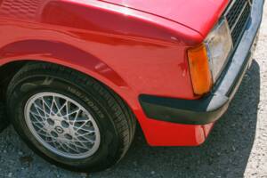 Imagen 10/26 de Opel Kadett 1,3 S (1984)