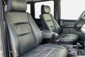 Afbeelding 21/38 van Mercedes-Benz G 36 AMG (LWB) (1997)