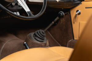 Bild 63/77 von Alfa Romeo 2000 Spider (1961)