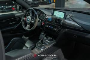 Image 15/23 de BMW M4 (2018)