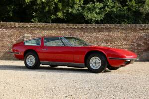 Image 38/50 de Maserati Indy 4700 (1971)