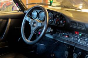 Afbeelding 21/36 van Porsche 911 2.7 (1976)