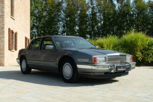 Immagine 2/50 di Cadillac Seville (1988)