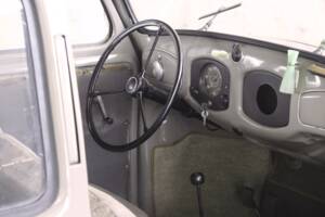 Bild 34/50 von Volkswagen Käfer 1100 Standard (Brezel) (1951)