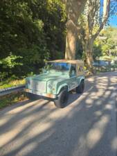 Image 37/72 of Land Rover 90 (1987)