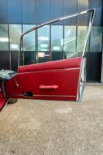 Bild 45/50 von Jaguar E-Type V12 (2+2) (1971)