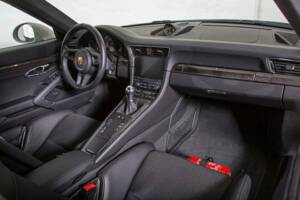 Image 23/25 de Porsche 911 GT3 Touring (2018)