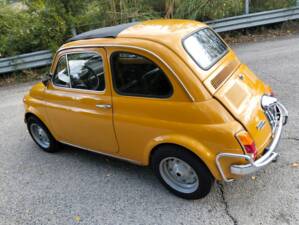 Image 2/33 of FIAT 500 L (1970)
