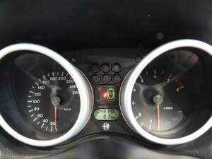 Immagine 7/14 di Alfa Romeo Spider 1.8 Twin Spark (2001)