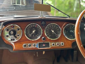 Image 6/15 of Aston Martin DB 2 (1952)