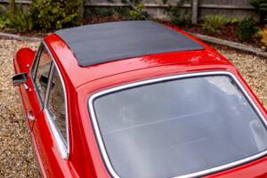 Image 18/39 de MG MGB GT (1972)