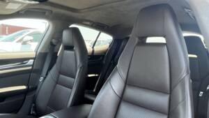 Image 30/91 of Porsche Panamera Turbo (2009)