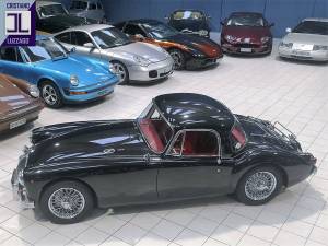 Image 4/40 of MG MGA 1600 (1961)