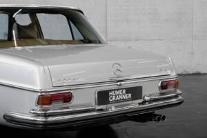 Immagine 17/50 di Mercedes-Benz 300 SEL 6.3 (1968)