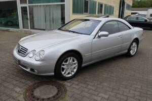 Image 3/14 of Mercedes-Benz CL 500 (2003)