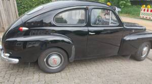 Image 5/18 of Volvo PV 444 (1954)