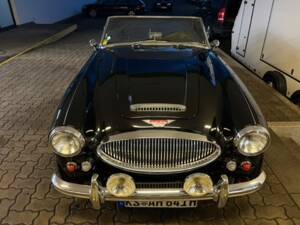 Image 10/27 de Austin-Healey 3000 Mk II (BJ7) (1964)