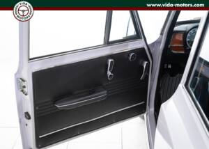 Image 7/15 of Alfa Romeo Giulia 1600 Super Biscione (1969)