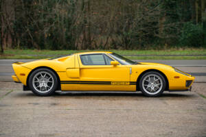 Imagen 11/39 de Ford GT (2005)