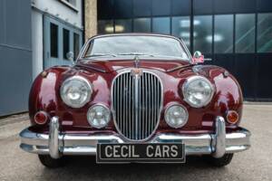 Image 13/49 of Jaguar Mk II 3.4 (1967)