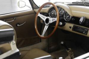 Bild 32/49 von Intermeccanica 356 Roadster 6 (1991)
