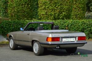 Image 3/47 de Mercedes-Benz 560 SL (1986)